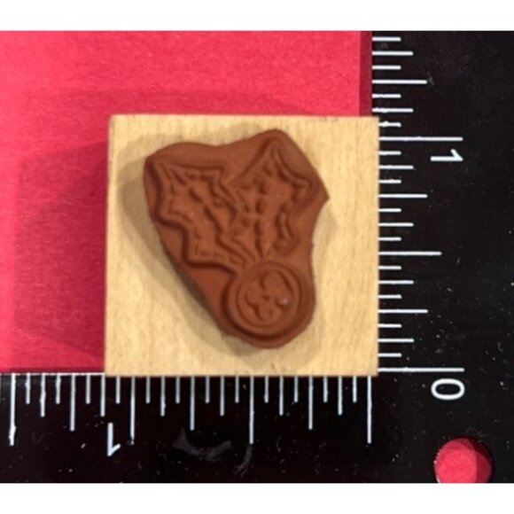 Wood Mounted Rubber Stamp Holly Leaf & Button By The Cottage Stamper Inc. C137 - Picture 2 of 4
